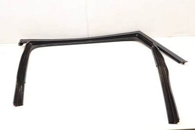 DOOR WINDOW GLASS CHANNEL / SEAL 2GJ839431