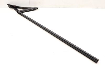 DOOR WINDOW SLOT SEAL / GASKET (INNER)