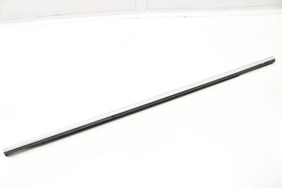 DOOR WINDOW SLOT SEAL / TRIM (OUTER) 7P0739478E