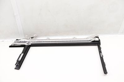 DOOR / WINDOW SUN SHADE ASSEMBLY 7338012