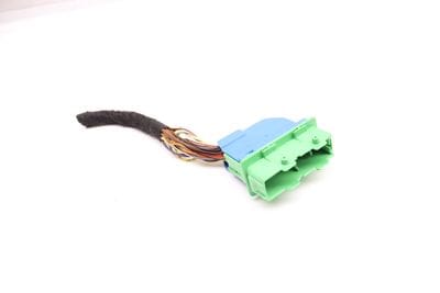 Door Wiring Harness Connector / Pigtail 8W0972701