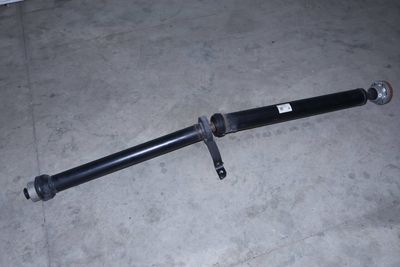 DRIVESHAFT / PROPELLER SHAFT 8W6521101C