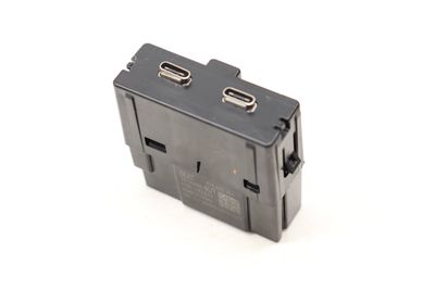 DUAL USB-C PORT / VOLTAGE TRANSFORMER 575035954