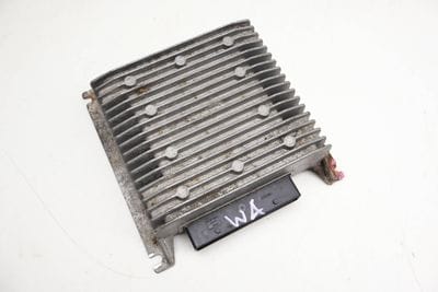 Dynaudio Sound System Amplifier / Amp 5K0035456