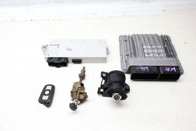 ECU DME / CAS2 Theft Locking Module / Lock Cylinder w/ Key 12147561882