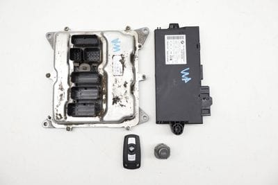 ECU DME / CAS3 Theft Locking Module / Lock Cylinder w/ Key 12147645764