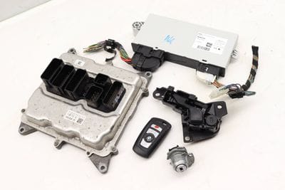 ECU DME / CAS4 Theft Locking Module / Lock Cylinder w/ Key 12147635715