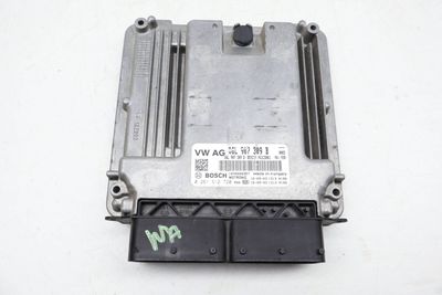 ECU / ECM / ENGINE CONTROL MODULE 8V0907115B