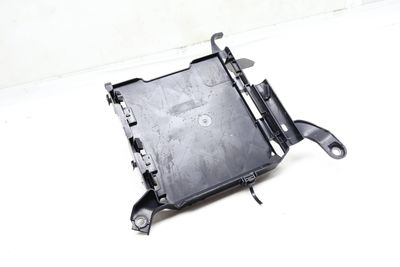 ECU / ECM / ENGINE CONTROL MODULE BRACKET 8W0907647A