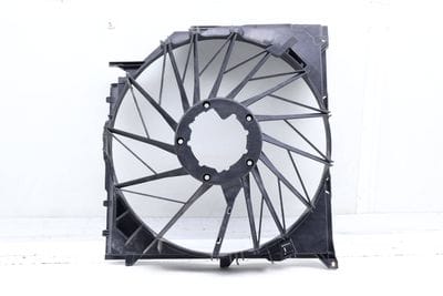 Electric Cooling Fan Housing / Shroud 17113415242