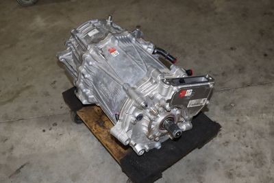 ELECTRIC DRIVE MOTOR / GENERATOR UNIT 9J1901131E