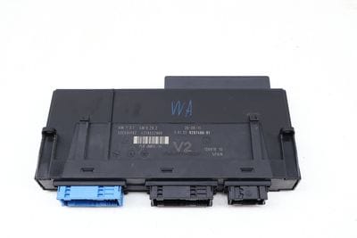 Electronic Junction Box / Body Control Module / BCM 61359267466