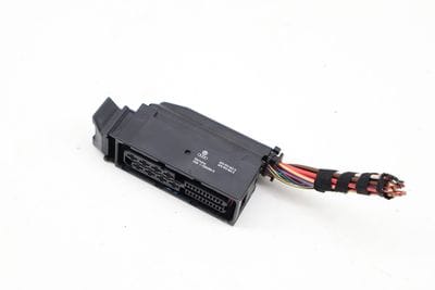 Emergency / Parking Brake Module Wiring Connector 4F0973863D