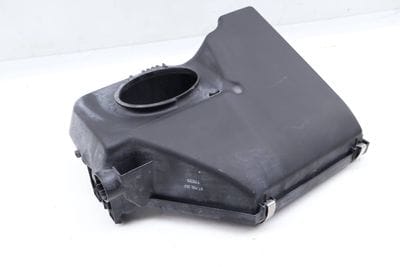 Engine Air Filter Box / Housing (FRONT HALF) 13717616932