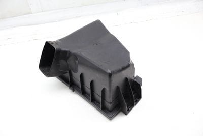Engine Air Filter Box / Housing (UPPER) 13717613822