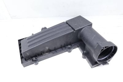 ENGINE AIR FILTER BOX / HOUSING (UPPER) 5C0129607J
