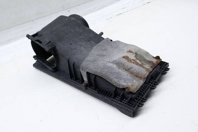 Engine Air Filter Box / Housing (UPPER) 7L5129607D