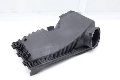 Engine Air Filter Box / Housing (UPPER) 7P0129607E