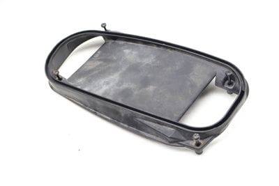 ENGINE AIR FILTER BOX / HOUSING (UPPER)