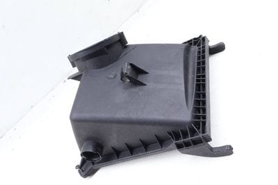 ENGINE AIR FILTER BOX / HOUSING (UPPER HALF) 079133835K