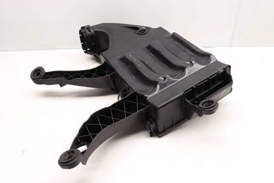 ENGINE AIR FILTER HOUSING / BOX (LOWER) 7804233