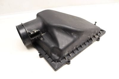 Engine Air Filter Housing / Box (UPPER) 13718620473