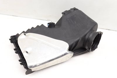 Engine Air Filter Housing / Box (UPPER HALF) 7P6129607Q