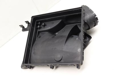 ENGINE AIR INTAKE DUCT / HOUSING (LOWER) 7583725