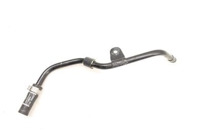 ENGINE BREATHER / VENT TUBE / HOSE 06B133522E