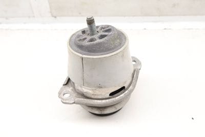 ENGINE / MOTOR MOUNT 7P6199131