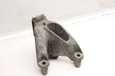 ENGINE / MOTOR MOUNT BRACKET 8K0199307BM