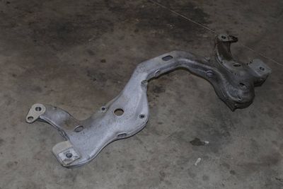 Engine / Motor Mount Bracket