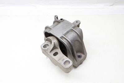 ENGINE MOUNT 8J0199262