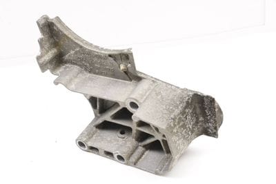 ENGINE MOUNT BRACKET 077121235D