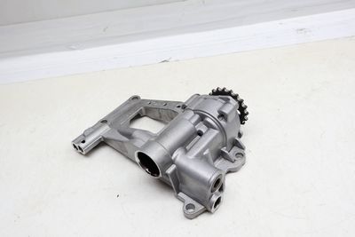 ENGINE OIL PUMP 7792945