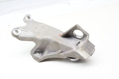 ENGINE / TRANSMISSION CARRIER MOUNT BRACKET (REAR)