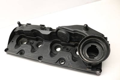 ENGINE VALVE / CYLINDER HEAD COVER 03L103469R