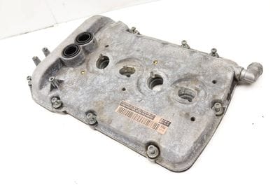 ENGINE VALVE / CYLINDER HEAD COVER 07D103476H