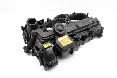 ENGINE VALVE / CYLINDER HEAD COVER 7588412