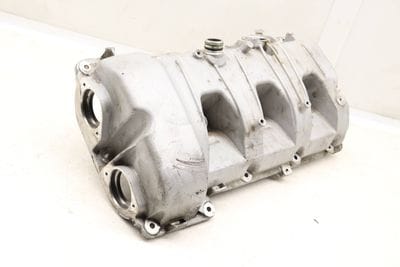 ENGINE VALVE / CYLINDER HEAD COVER