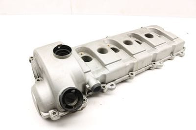 ENGINE VALVE / CYLINDER HEAD COVER