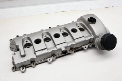 Engine Valve / Cylinder Head Cover