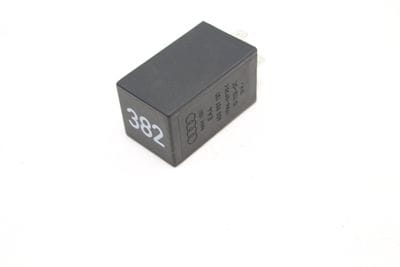 Entry Light Relay # 382 4D0907131