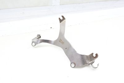 EXHAUST CAT MOUNT BRACKET 8659800