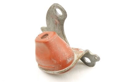Exhaust Hanger / Mount Bracket 7L0253144