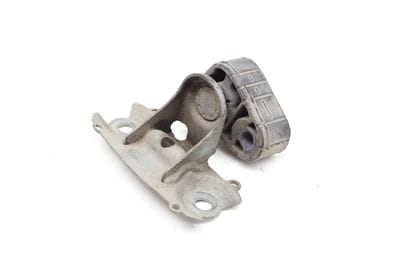 Exhaust Muffler / Tailpipe Hanger Bracket 7P5253144