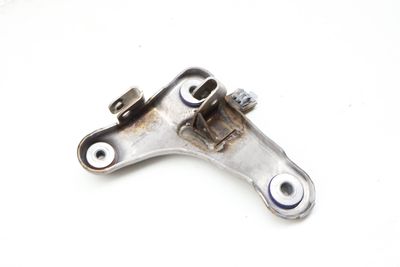 EXHAUST PIPE MOUNT / BRACKET JX735G269AB