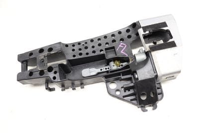 EXTERIOR DOOR HANDLE BRACKET 4M1837885A