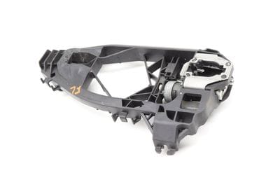 EXTERIOR DOOR HANDLE BRACKET 4N1837811B