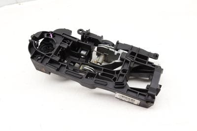 EXTERIOR DOOR HANDLE BRACKET 7175643